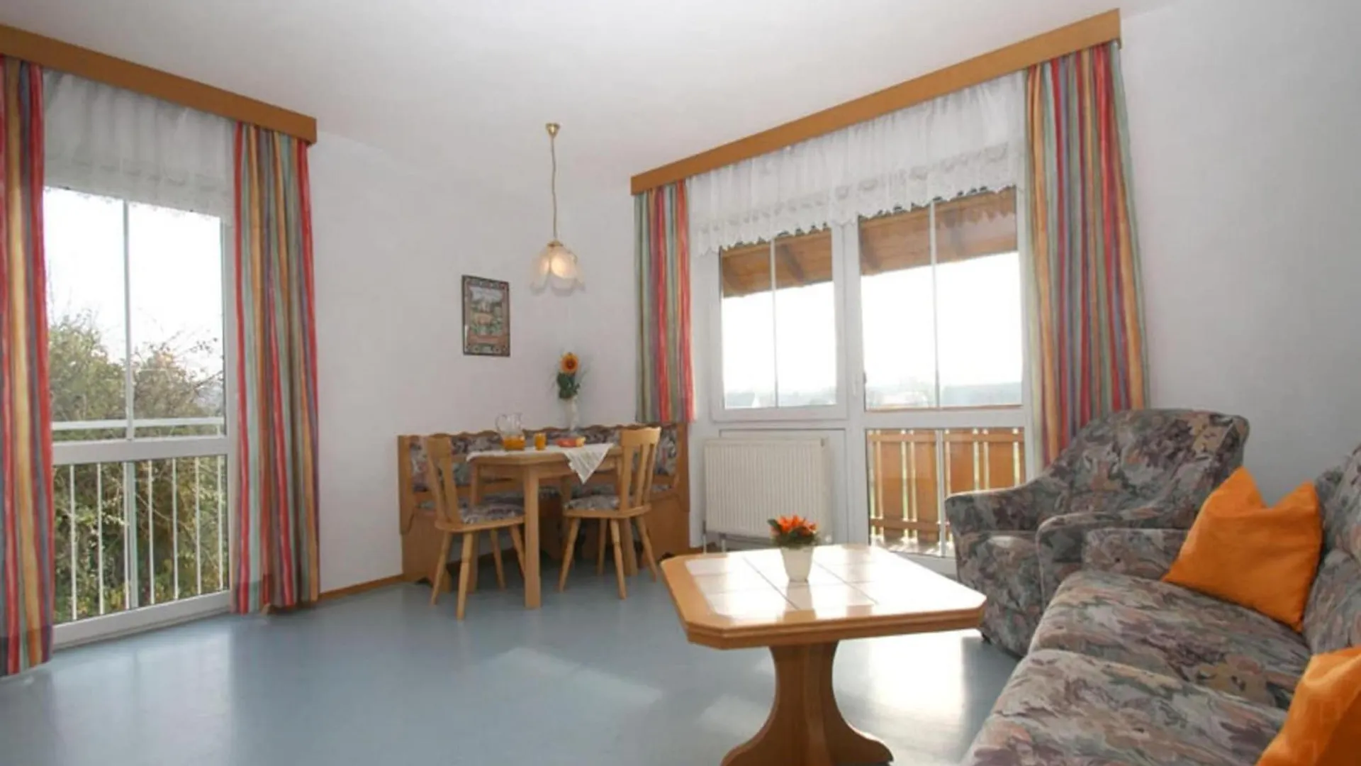 Apartment With Private Terrace, Garden Rotthalmuenster