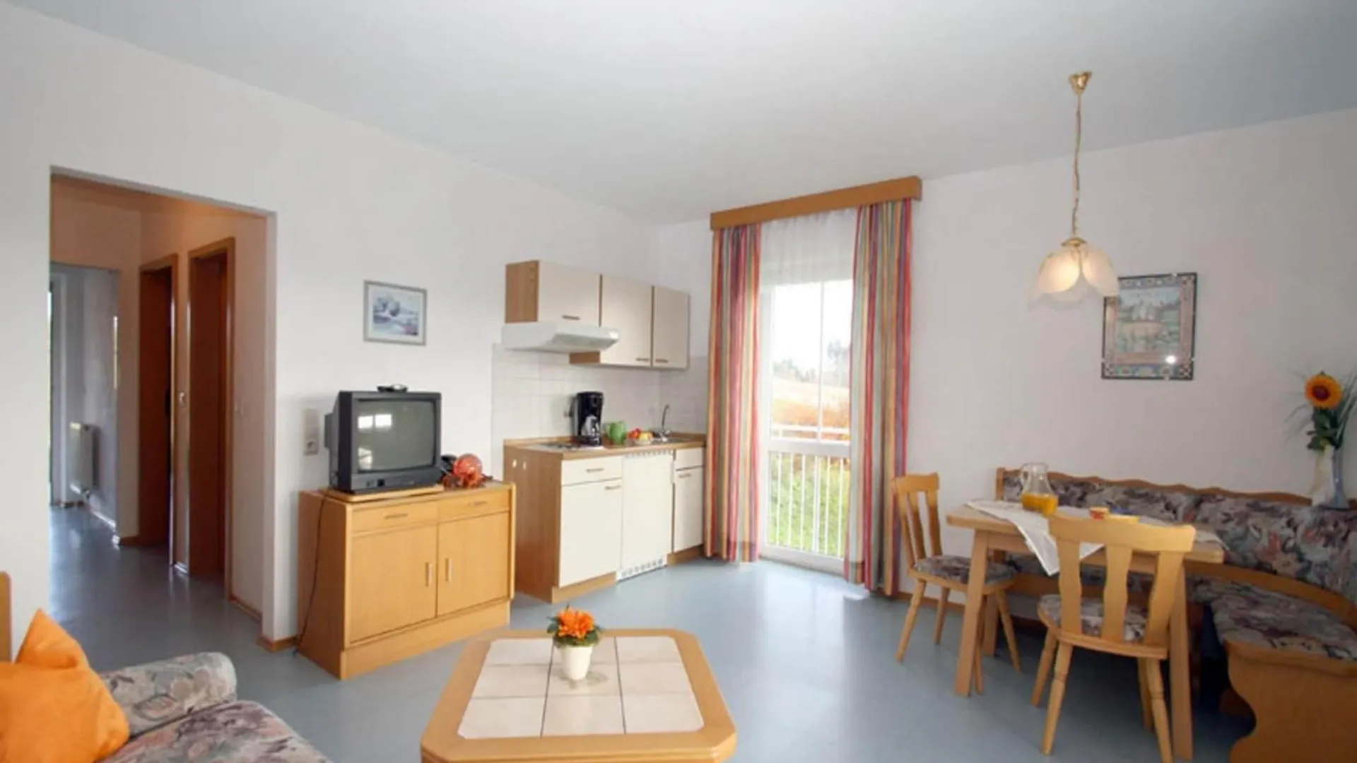 Apartment With Private Terrace, Garden Rotthalmuenster